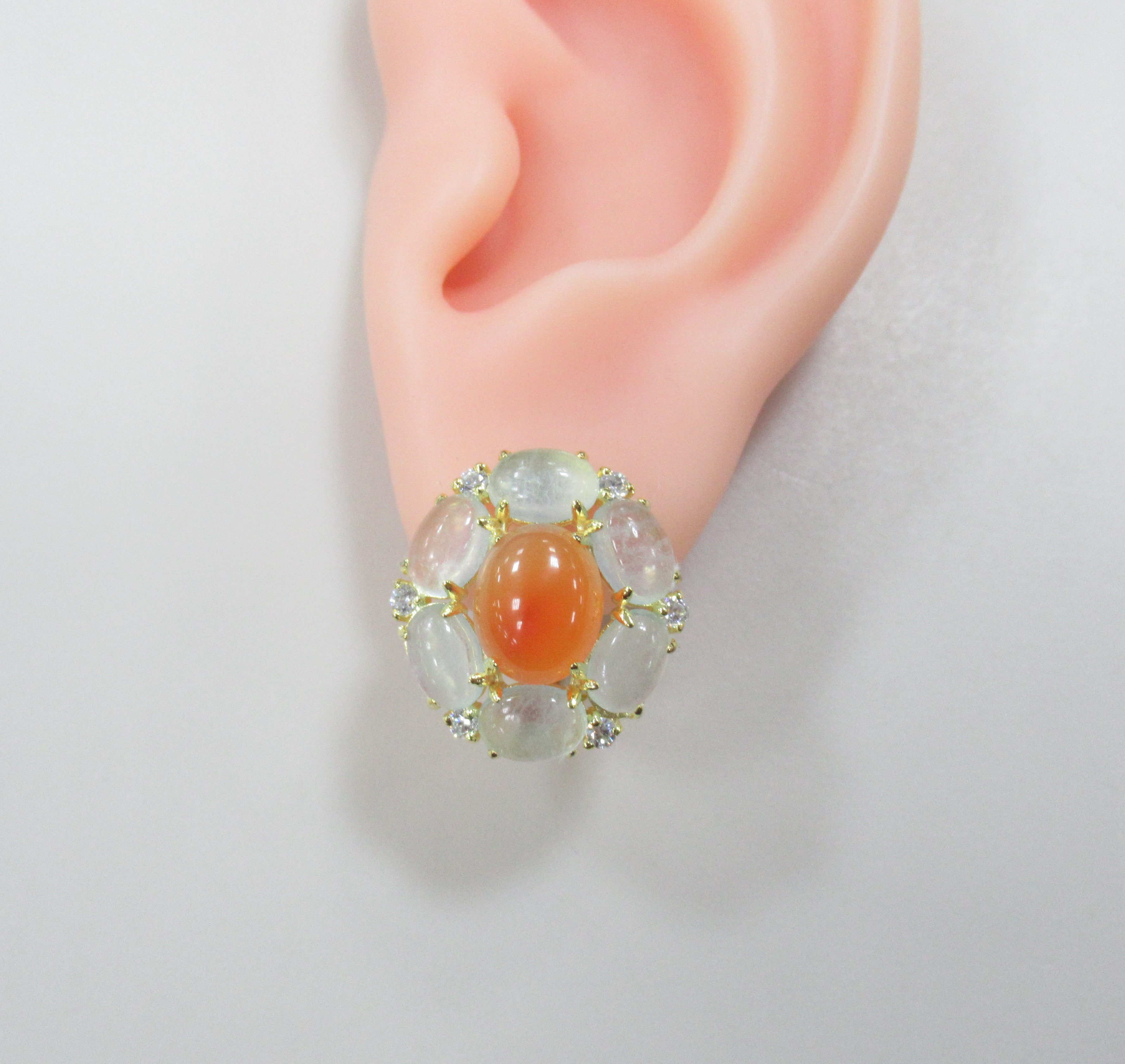 Серебряные серьги с аквамаринами и халцедонами